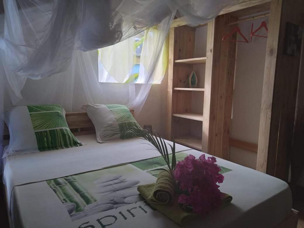 Kaz Creole Aventure Tropicale Insolite, Fibre, Jardin Et Jacuzzi Prives Saint-Francois  Zewnętrze zdjęcie